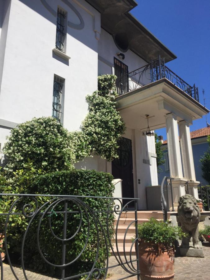 Villa Maldestra Римини Екстериор снимка